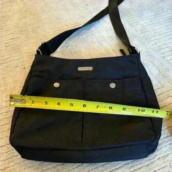 Baggallini crossbody hobo style purse - Picture 5 of 8